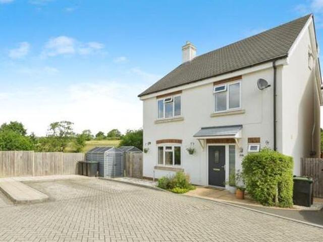 House for sale in Camp Hill, Warwickshire