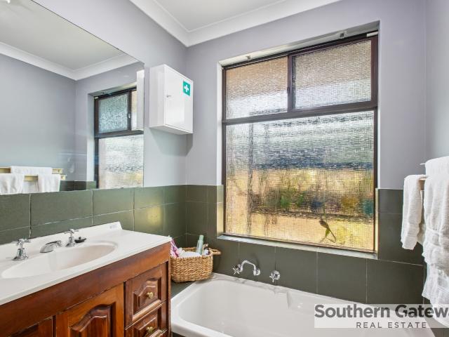 House for sale in Parmelia, Western Australia