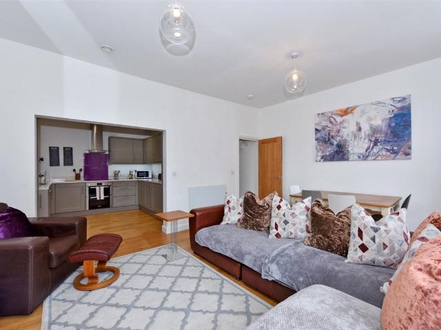 Apartment for rent in Henley-on-Thames, Berrick Salome