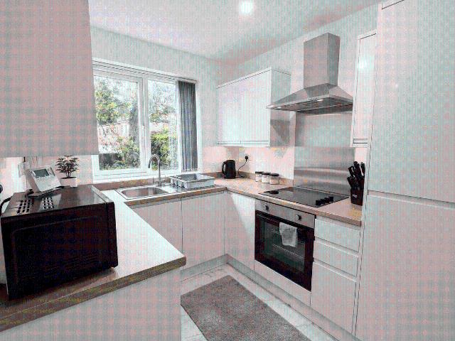 Apartment for rent in London Borough of Croydon, Addiscombe