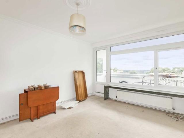 Apartment for rent in Roehampton, Greater London