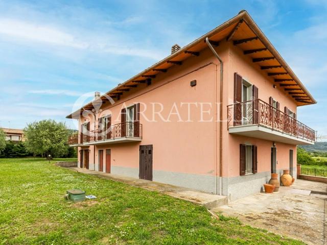 Casa in vendita a Tuoro Sul Trasimeno, Umbria