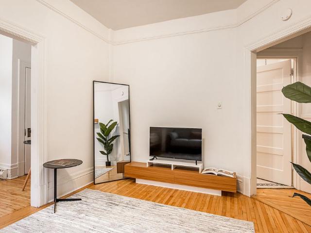 Apartment for rent in St. Leonard's, Quebec