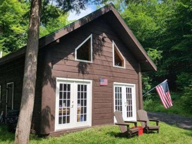 House for sale in Long Lake