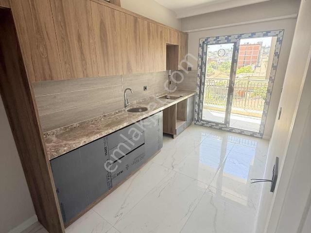 Bergama, İzmir içerisinde satılık mülk