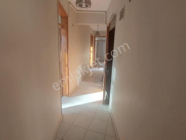 Bergama, İzmir içerisinde kiralık mülk