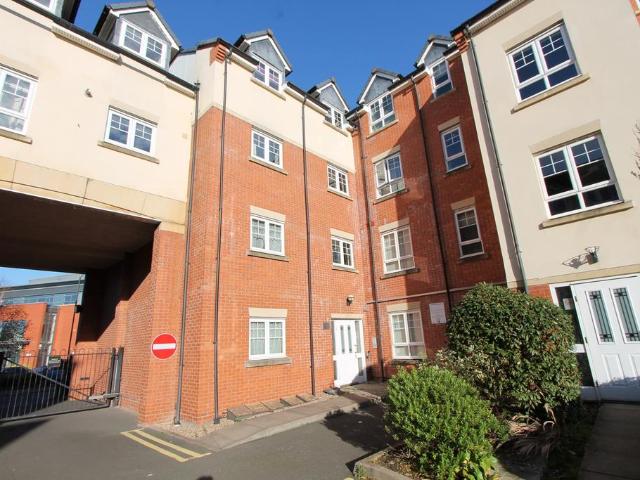 Apartment for rent in Woodloes Park, Warwick