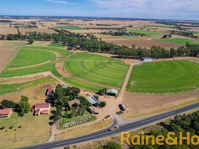 Cottage for sale in Dubbo