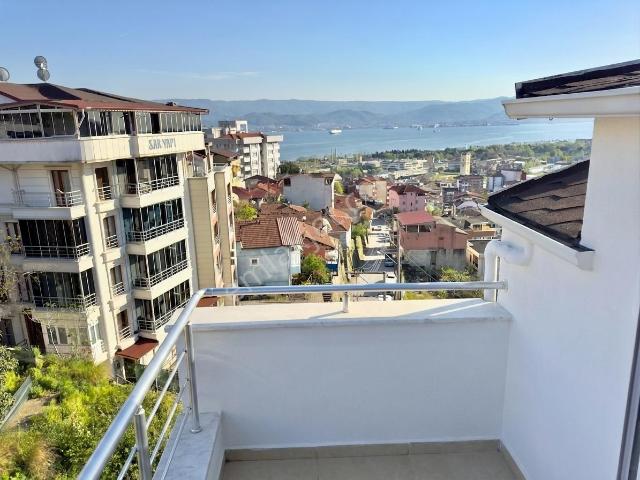 İzmit, Kocaeli içerisinde kiralık mülk