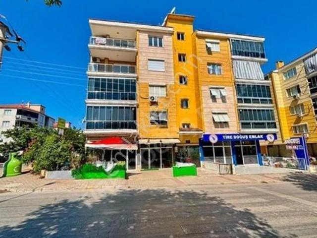 Tire, İzmir içerisinde kiralık mülk