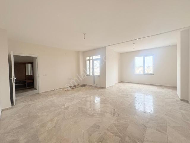 Mersin, Akdeniz içerisinde satılık mülk