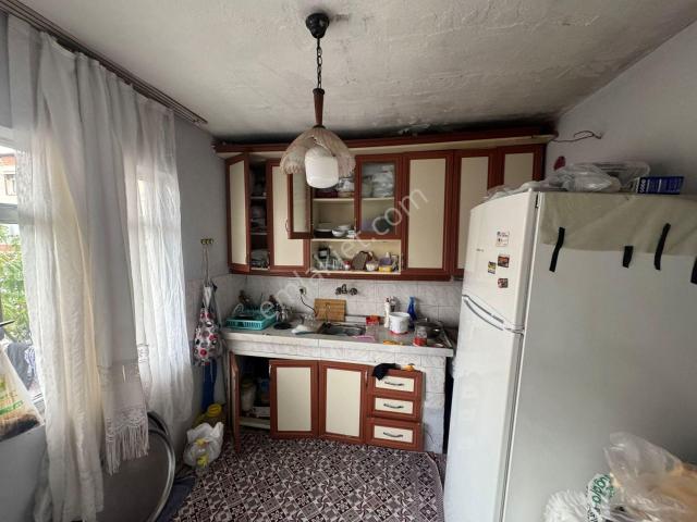 Turgutlu, Manisa içerisinde satılık Bina