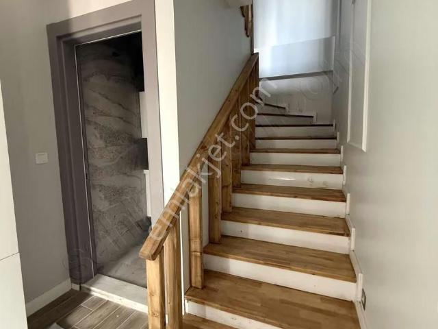 Turgutlu, Manisa içerisinde satılık Villa