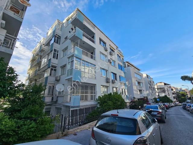 Konak, İzmir içerisinde satılık mülk