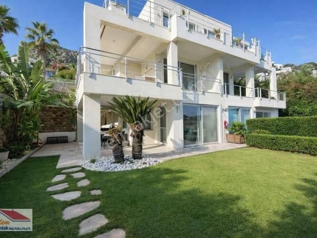 Bodrum, Muğla içerisinde satılık Villa