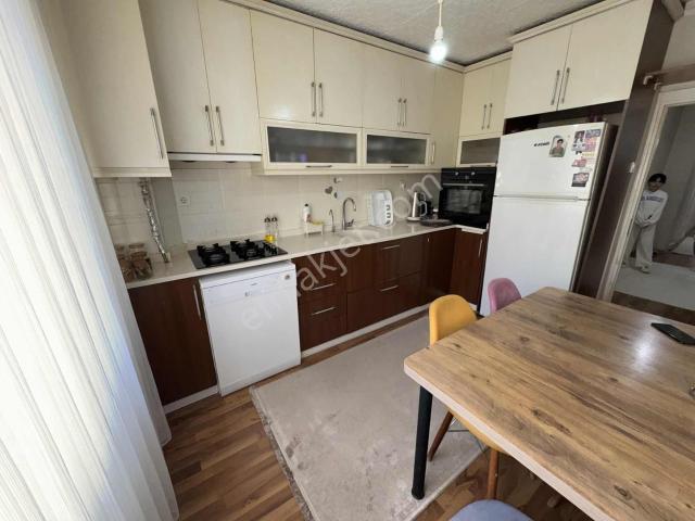 Karabağlar, İzmir içerisinde satılık mülk