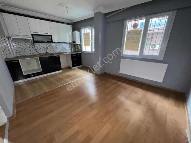 Karabağlar, İzmir içerisinde kiralık mülk