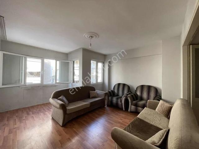 Yeşilyurt, Karabağlar içerisinde kiralık mülk