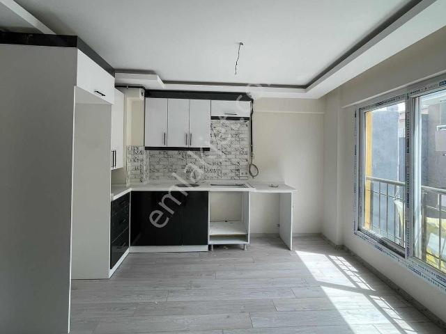 Karabağlar, İzmir içerisinde kiralık mülk