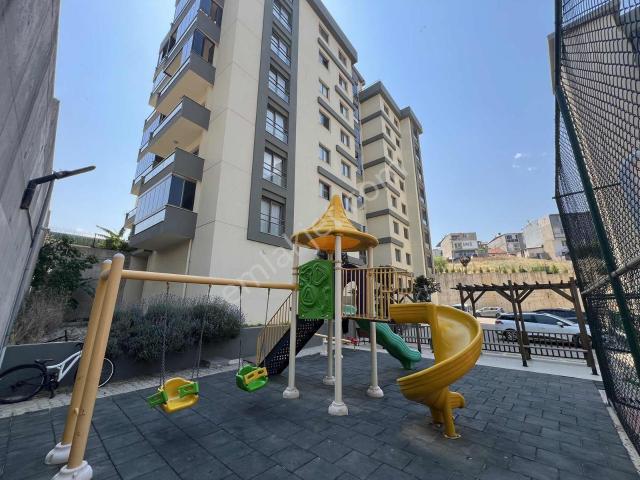 Karabağlar, İzmir içerisinde satılık mülk