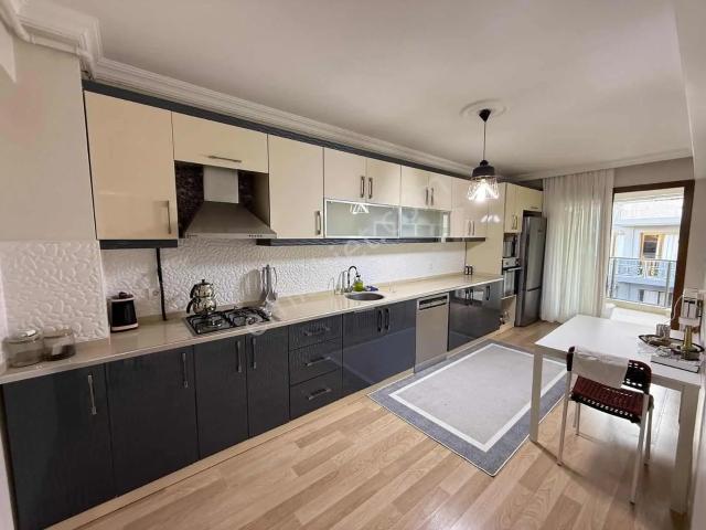 Konak, İzmir içerisinde satılık mülk
