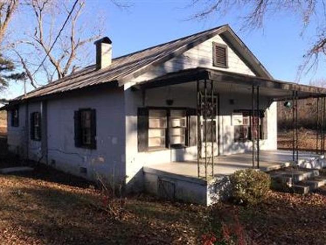 House for sale in Fairmont, North Carolina