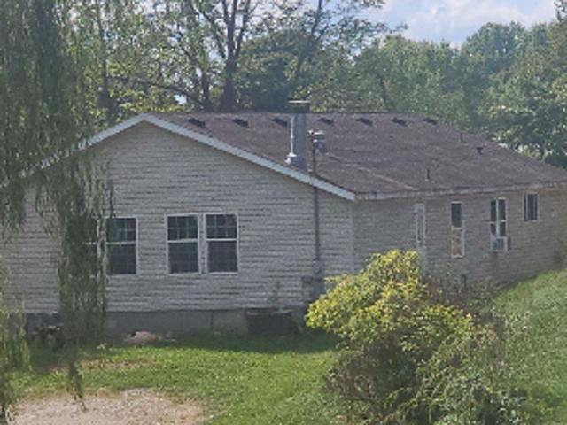 House for sale in Oakbrook, Wood County