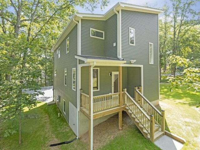 House for sale in Palmyra