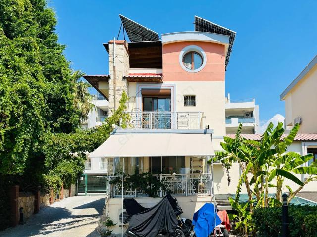 Kuşadasi, Aydin içerisinde satılık Villa