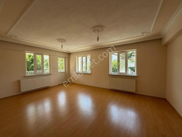Mareşal Fevzi Çakmak, Afyonkarahisar Merkez içerisinde kiralık mülk
