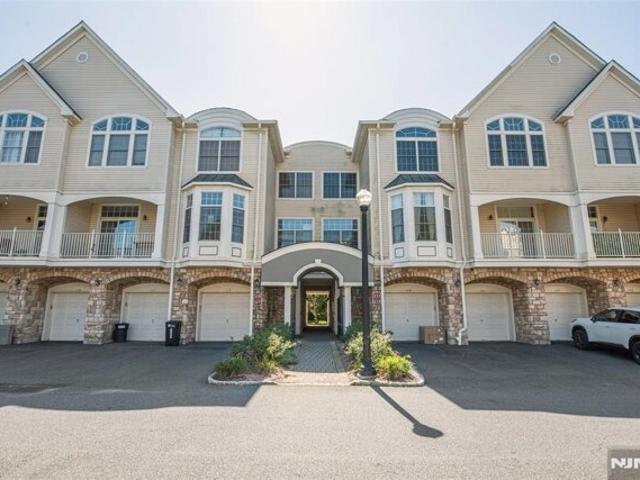 House for sale in Livingston, Essex County