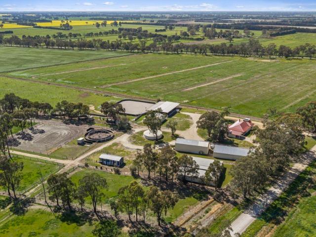 Cottage for sale in Mundoona, Shire of Moira