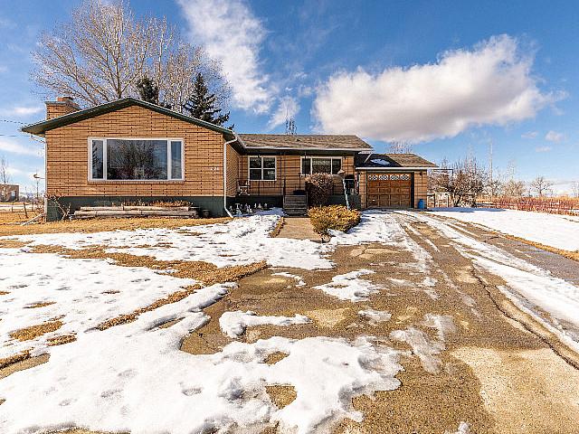 House for sale in Wedgewood, Alberta