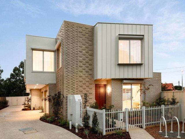 Townhouse for sale in Camerons Creek, Victoria