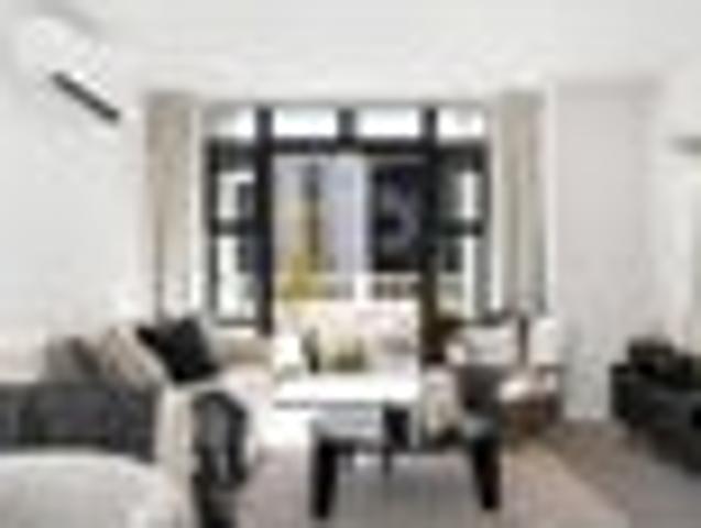 Townhouse for sale in Heathcote, Canterbury