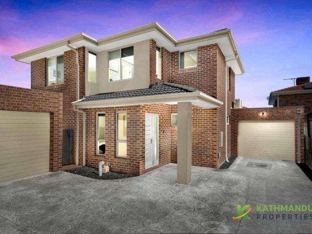 Townhouse for sale in Camerons Creek, Victoria