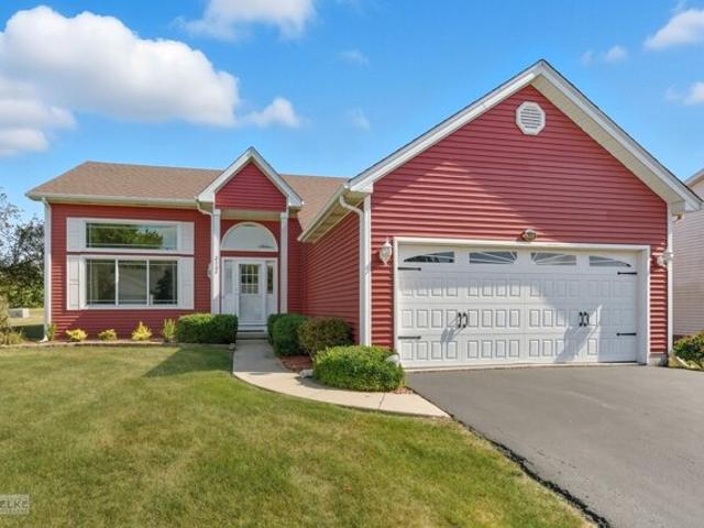 House for sale in Ottawa, Illinois