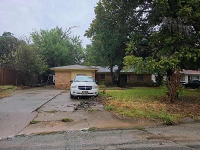 House for sale in Grand Prairie, Dallas County