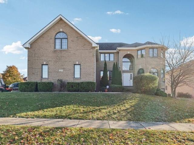 House for sale in Country Club Hills, Illinois