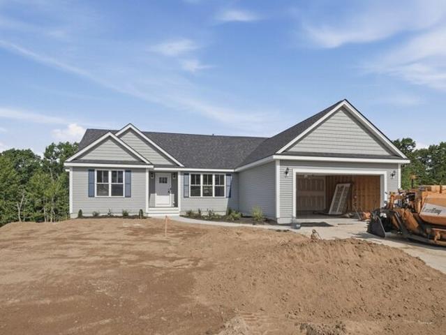House for sale in Uxbridge, Worcester County