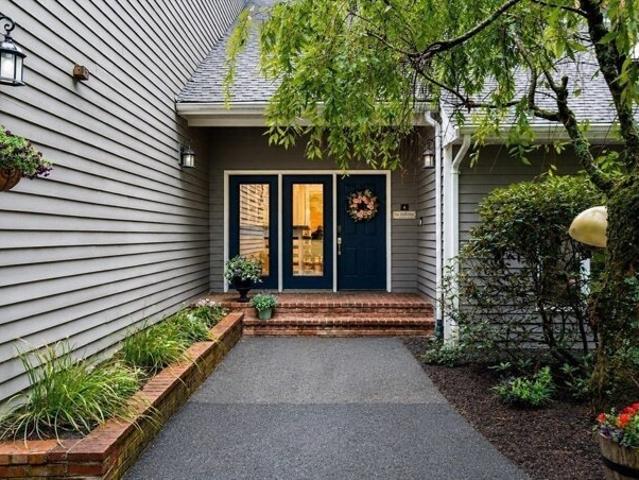 House for sale in Easton, Bristol County