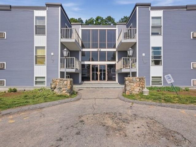 Condo for sale in Holliston, Massachusetts