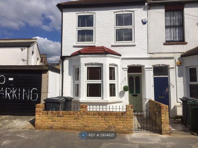 House for rent in Upper Walthamstow, Greater London