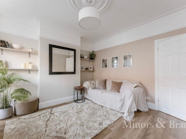 House for rent in Heigham Grove, East Bank