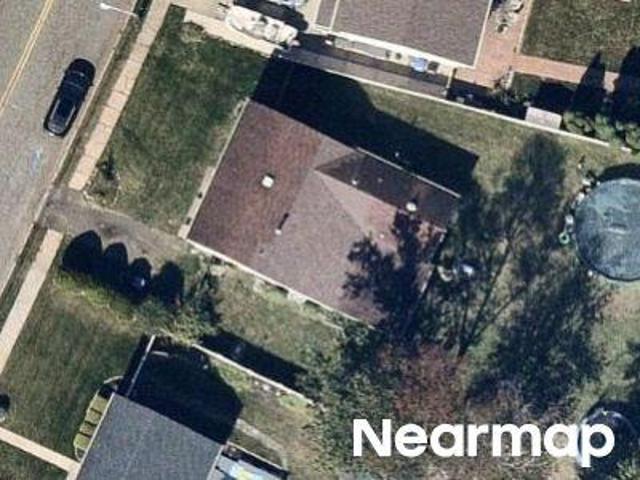 House for sale in Avenel, New Jersey