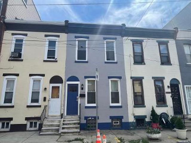Condo for sale in Philadelphia, Pennsylvania