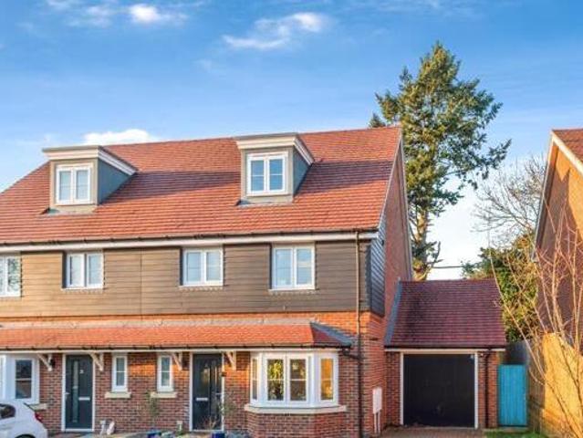 House for sale in The Slade, Oxfordshire