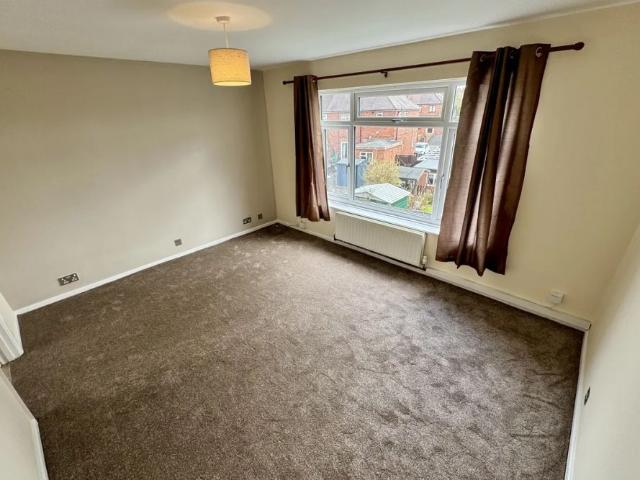 Room for rent in Gornal Wood, Lower Gornal