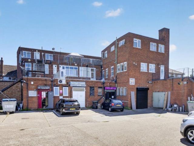 Apartment for rent in Broxbourne, Hertfordshire