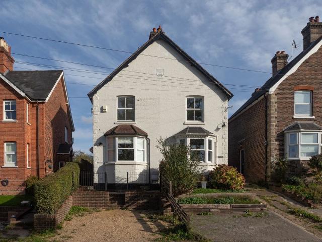 House for rent in Crawley Down, Mid Sussex